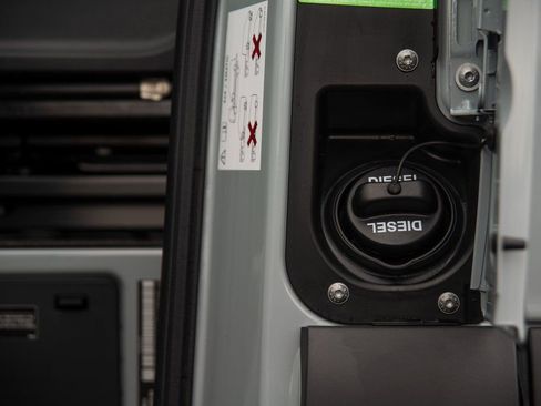 New 2025 Mercedes-Benz Sprinter 2500 image 15