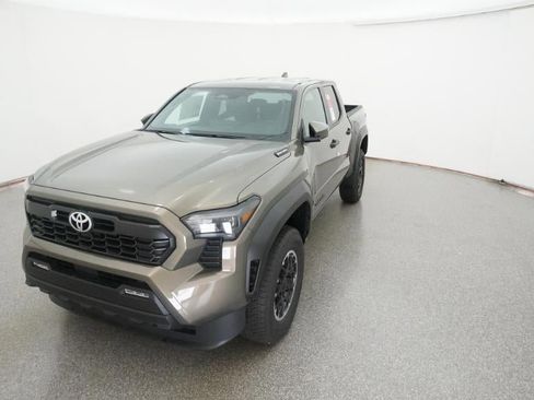 New 2025 Toyota Tacoma TRD Off-Road AWD/4WD image 16
