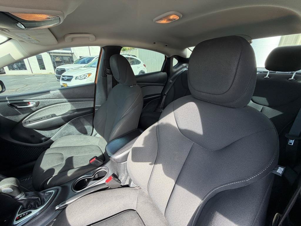 Used 2013 Dodge Dart SXT FWD image 28