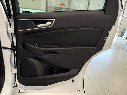 Used 2024 Ford Edge SEL w/ Convenience Package AWD/4WD image 33