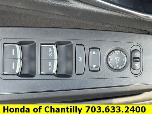 Certified 2025 Honda Civic Sport image 22