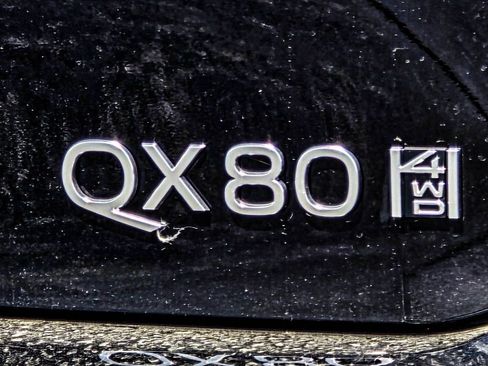 New 2026 INFINITI QX80 Luxe image 9