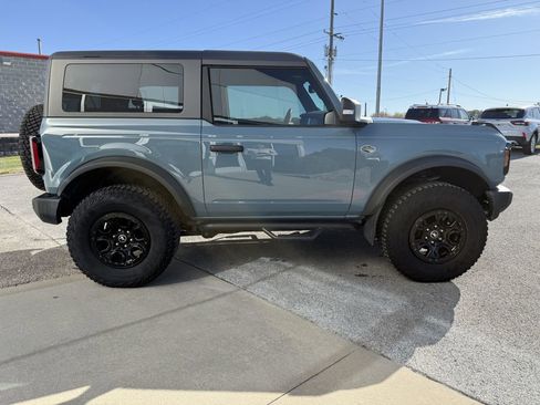 Used 2022 Ford Bronco Wildtrak image 3