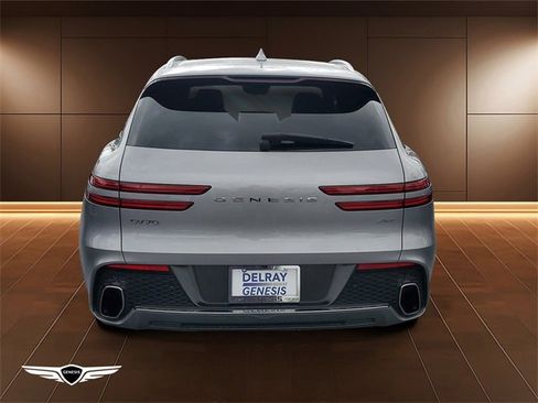 Used 2023 Genesis GV70 2.5T w/ Advanced Package image 5