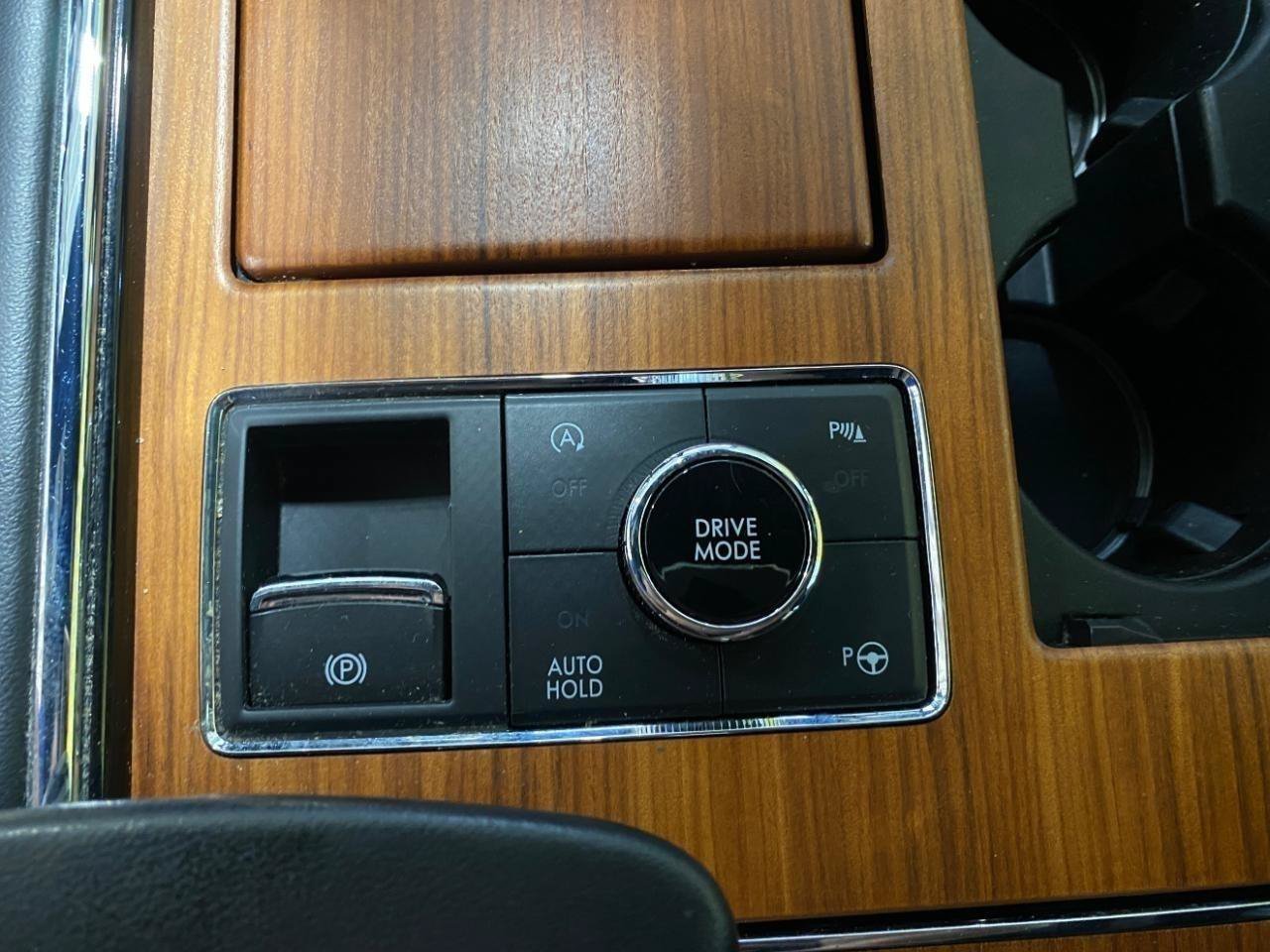 Used 2019 Lincoln Navigator L Reserve AWD/4WD image 15