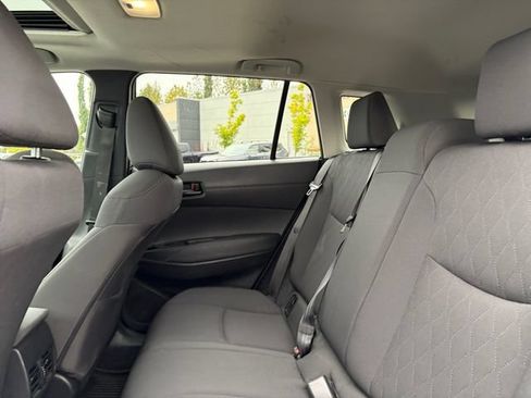 Used 2024 Toyota Corolla Cross LE w/ Moonroof Package AWD/4WD image 22