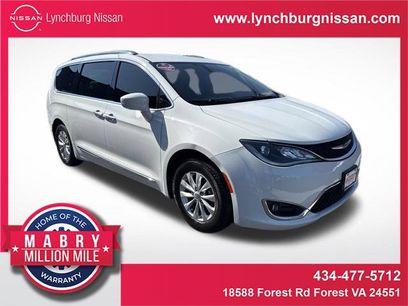 Used 2019 Chrysler Pacifica Touring-L