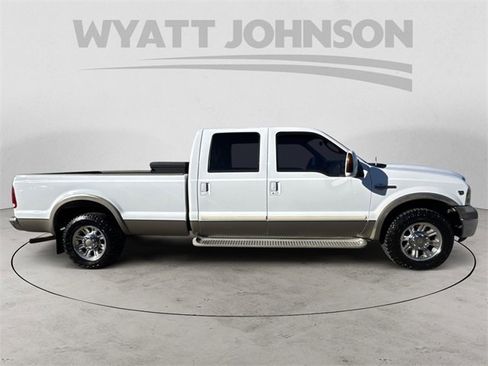 Used 2005 Ford F350 Lariat image 6