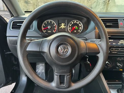 Used 2012 Volkswagen Jetta SE FWD image 21