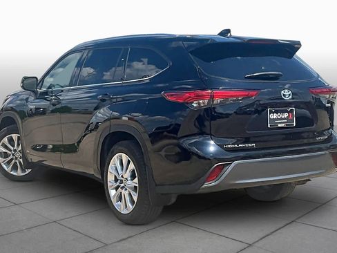 Used 2021 Toyota Highlander Limited AWD/4WD image 12