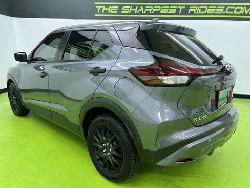Used 2023 Nissan Kicks S FWD image 7
