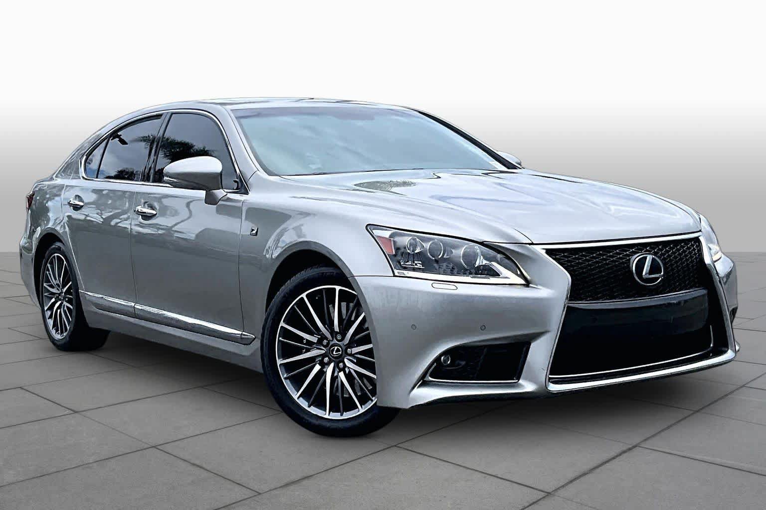 Used 2017 Lexus LS 460 F Sport w/ F Sport Package AWD/4WD image 2