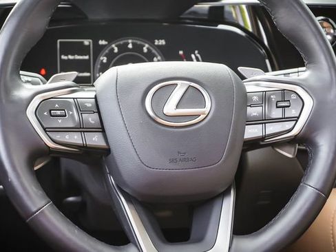 Used 2025 Lexus NX 250 FWD w/ Accessory Package (2T) image 13