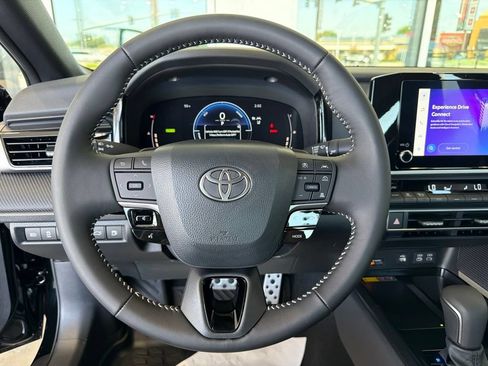 Certified 2026 Toyota Camry SE FWD image 24