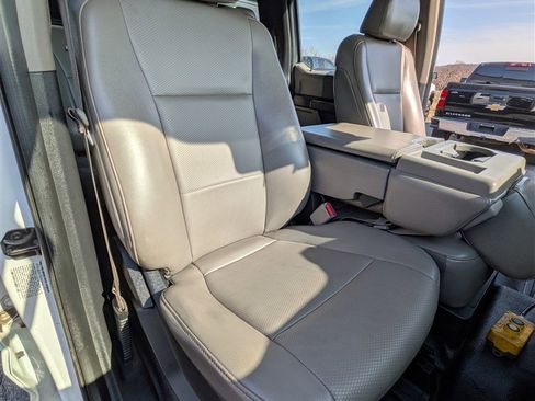 Used 2017 Ford F550 4x4 Crew Cab Super Duty image 24