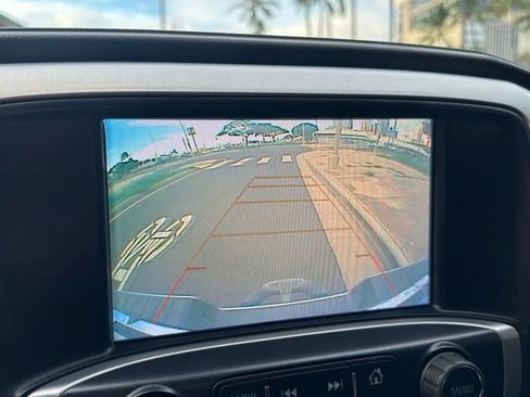 Used 2018 GMC Sierra 1500 SLT w/ SLT Premium Package image 17