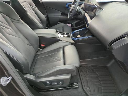 Used 2025 BMW X3 xDrive30i w/ Premium Package AWD/4WD image 21