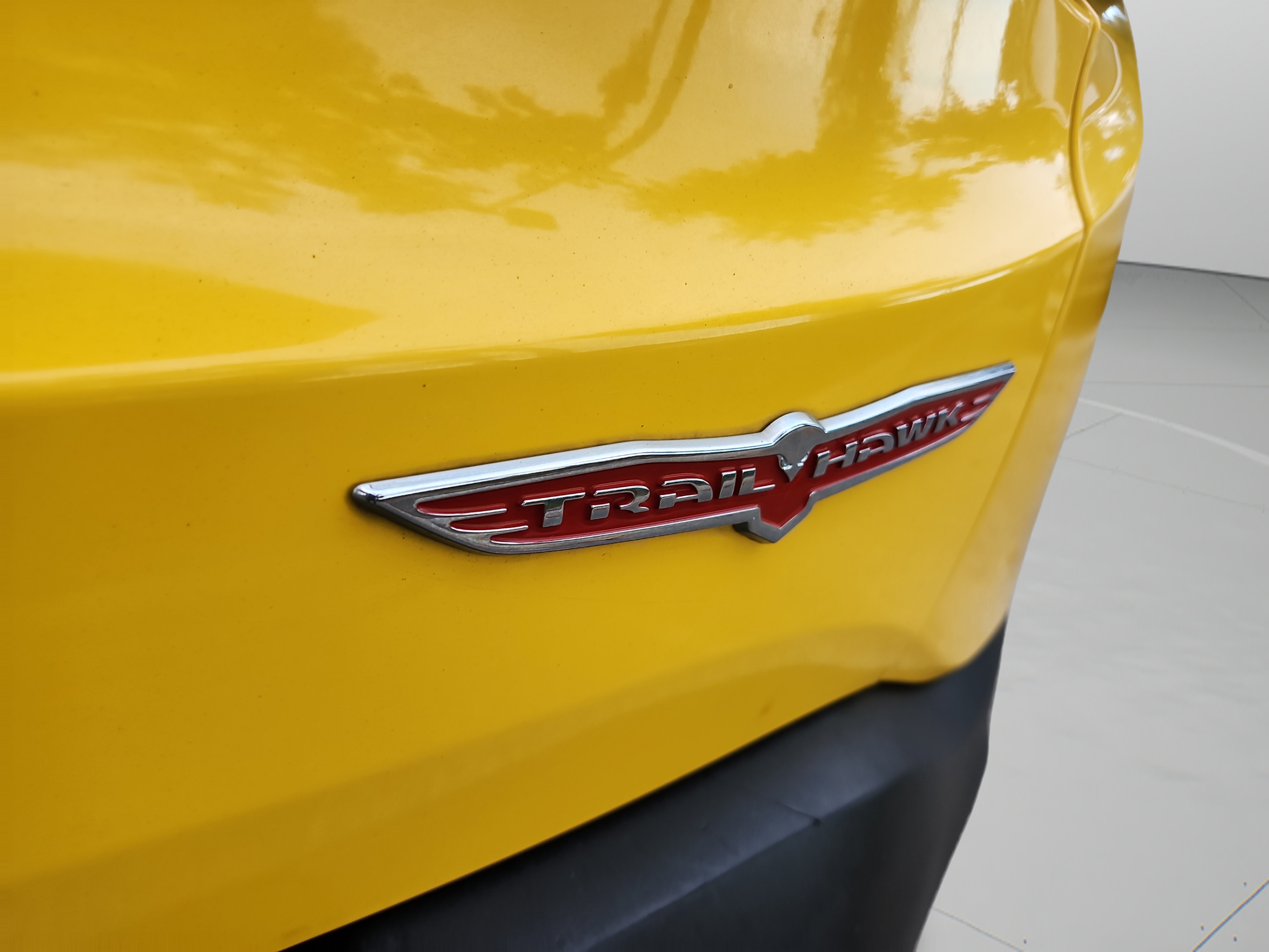 Used 2017 Jeep Renegade Trailhawk AWD/4WD image 31
