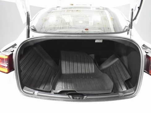 Used 2023 Tesla Model 3 Performance image 37