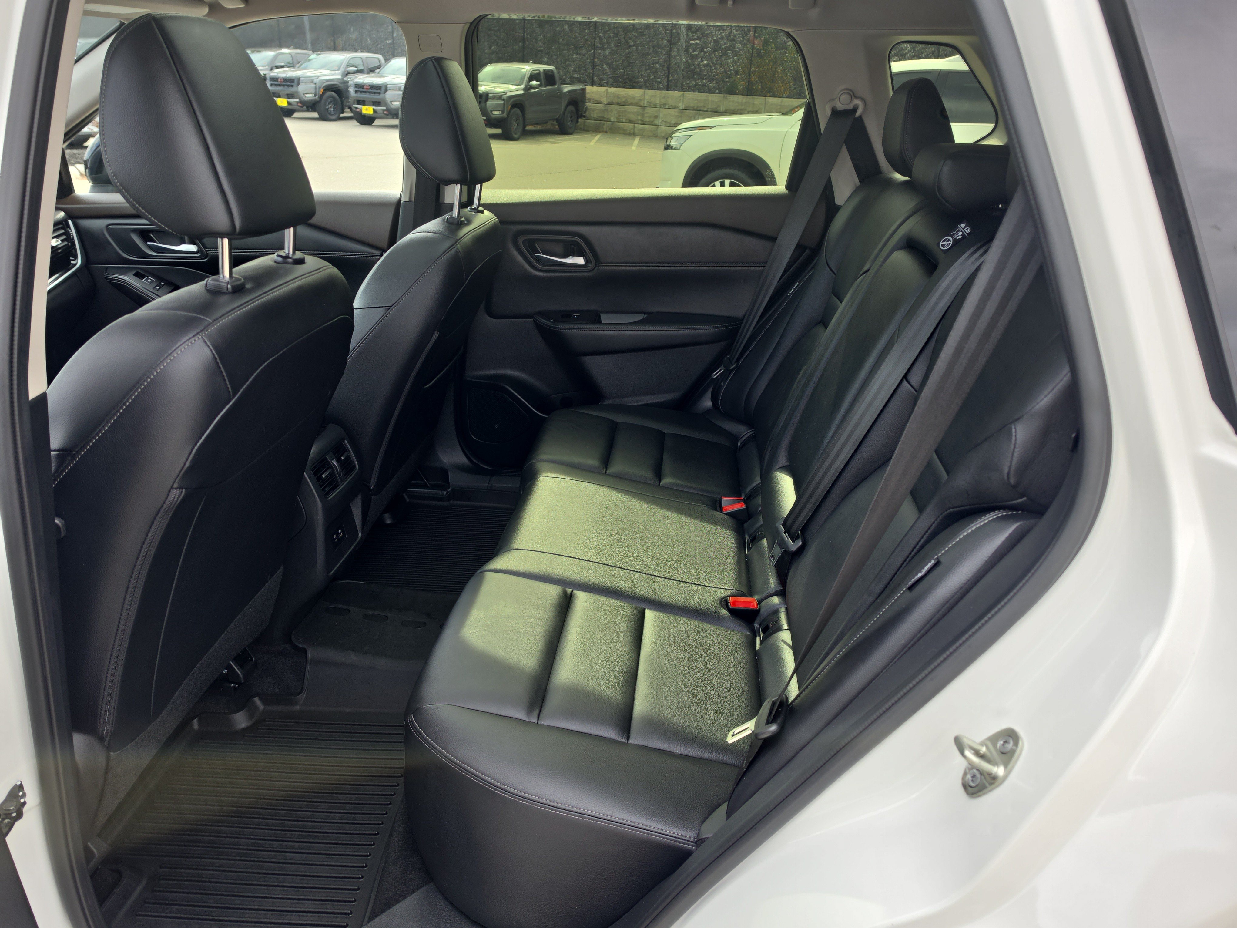 Certified 2023 Nissan Rogue SL AWD/4WD image 16
