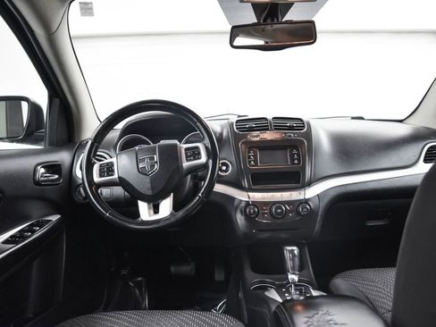 Used 2016 Dodge Journey SE w/ Flexible Seating Group image 22