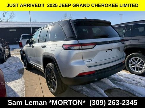 New 2025 Jeep Grand Cherokee Limited w/ Trailer Tow Package image 12