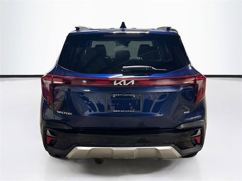 Used 2024 Kia Seltos EX image 6
