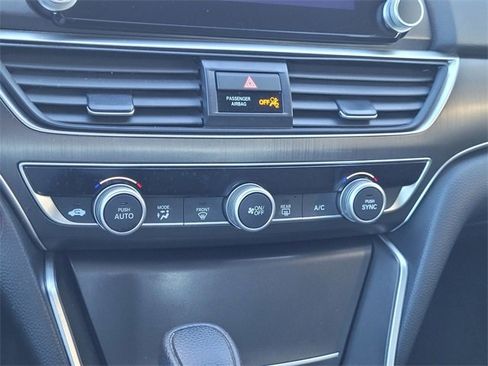 Used 2022 Honda Accord LX image 11