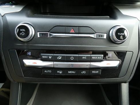 Used 2020 Ford Explorer XLT w/ Class III Trailer Tow Package image 24