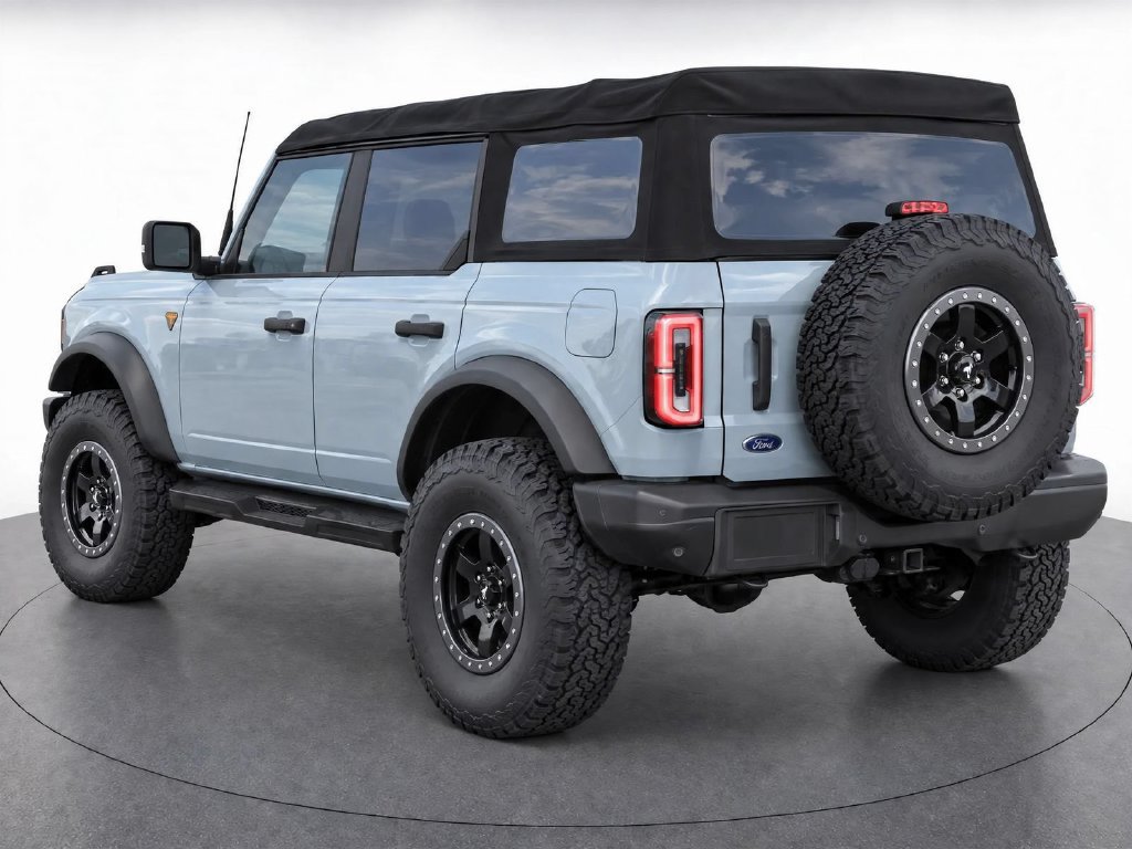 Used 2022 Ford Bronco Badlands AWD/4WD image 4