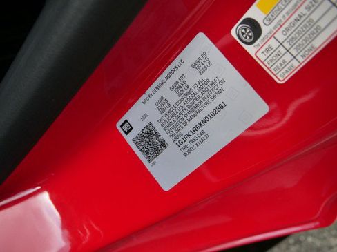 Used 2022 Chevrolet Camaro ZL1 RWD image 31
