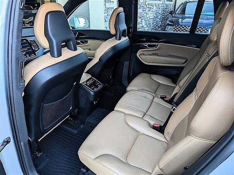 Used 2017 Volvo XC90 T6 Momentum w/ Vision Package AWD/4WD image 25