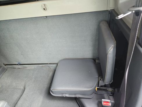 Used 2002 Nissan Frontier XE image 24