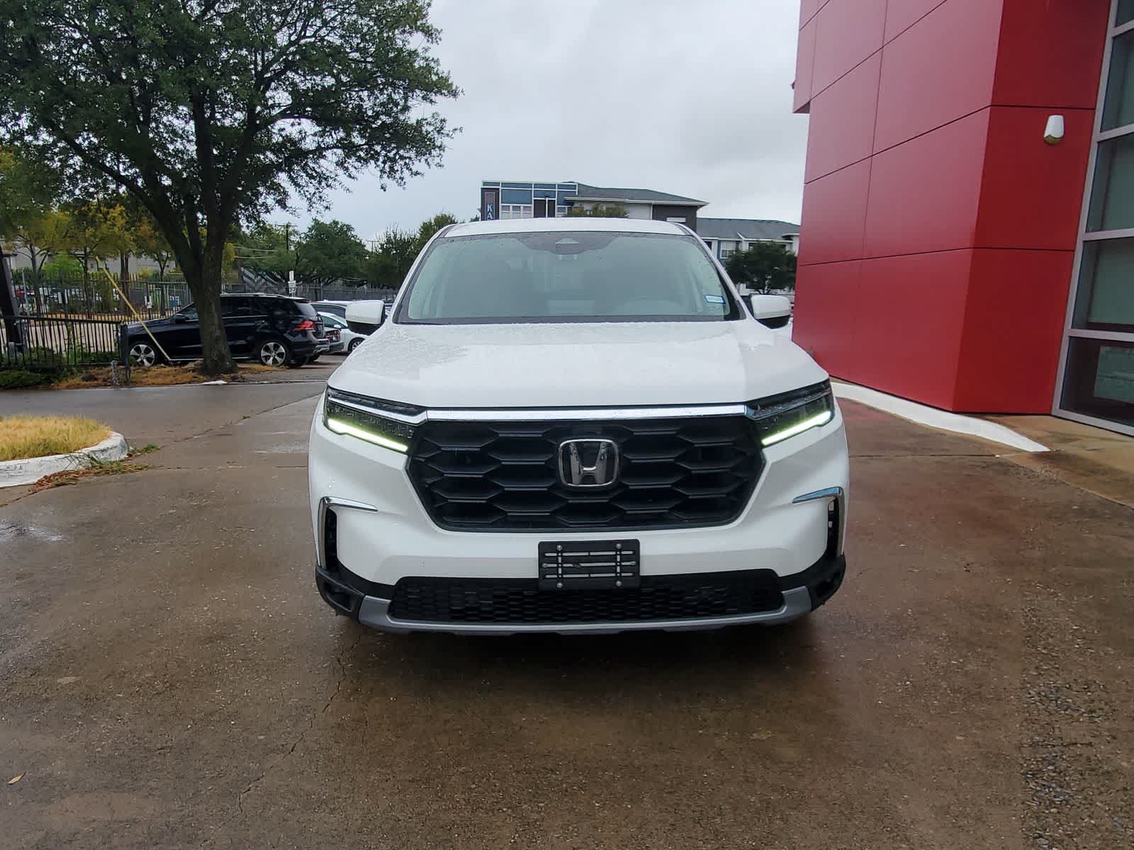 Used 2024 Honda Pilot EX-L image 8