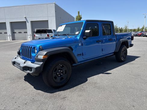 Used 2021 Jeep Gladiator Sport AWD/4WD image 5