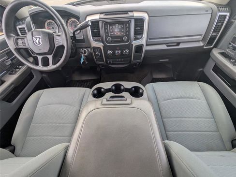 Used 2017 RAM 2500 SLT image 28