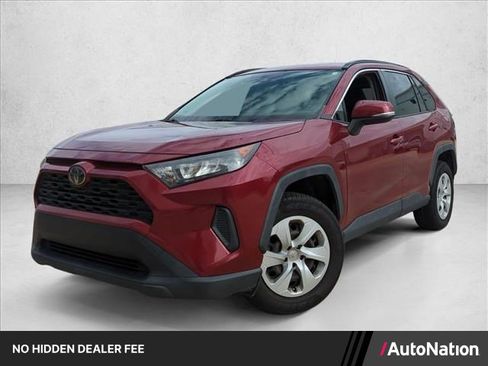 Used 2020 Toyota RAV4 LE AWD/4WD image 1