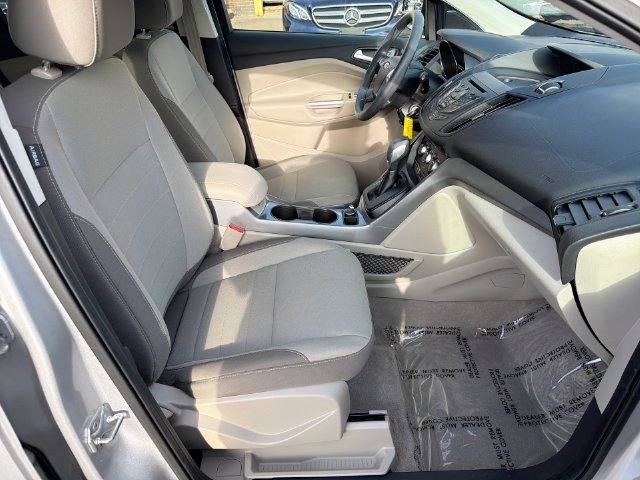 Used 2016 Ford Escape SE FWD image 34