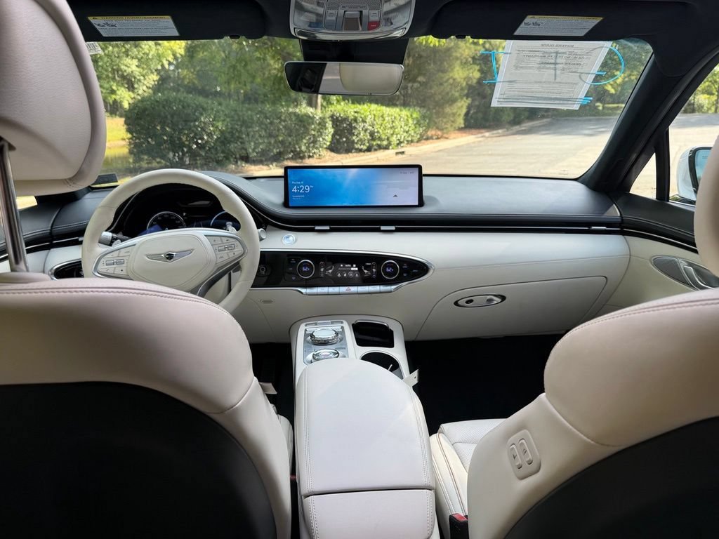 Used 2025 Genesis Electrified GV70 w/ Prestige Package AWD/4WD image 20