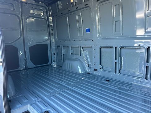 Used 2026 Mercedes-Benz Sprinter 2500 image 15