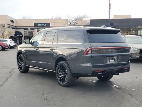 New 2025 Lincoln Navigator L Black Label image 3