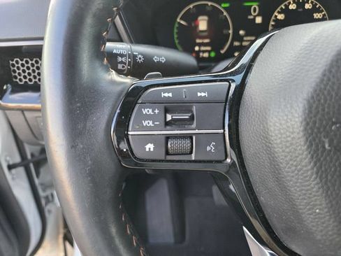 Used 2025 Honda CR-V Sport Touring image 22