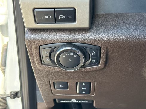 Used 2022 Ford F350 King Ranch w/ King Ranch Ultimate Package AWD/4WD image 15