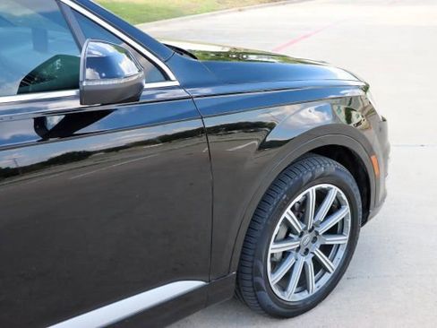 Used 2018 Audi Q7 3.0T Prestige w/ Prestige Package image 9