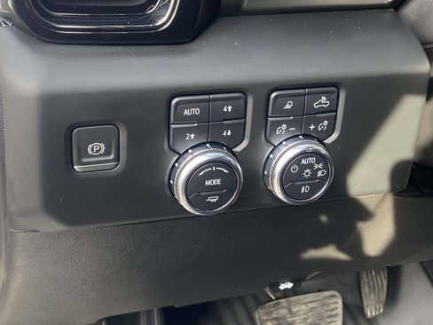 Certified 2024 GMC Sierra 1500 AT4 w/ Technology Package image 11