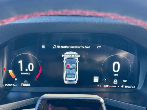 Used 2025 Ford Explorer ST-Line w/ ST-Line Street Pack image 19