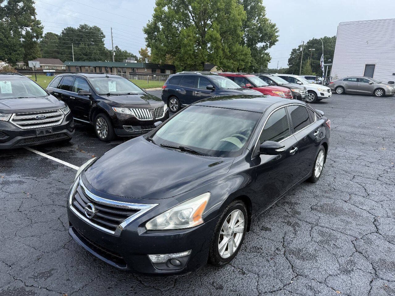 Used 2013 Nissan Altima 2.5 SL FWD image 2
