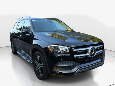 Used 2021 Mercedes-Benz GLS 450 4MATIC image 3