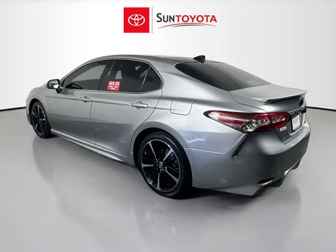 Used 2020 Toyota Camry XSE FWD image 6