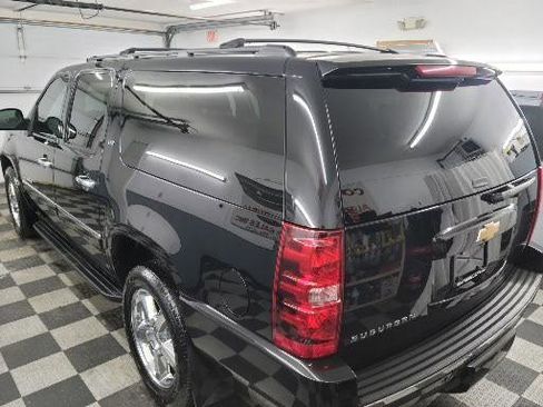 Used 2014 Chevrolet Suburban LTZ image 39